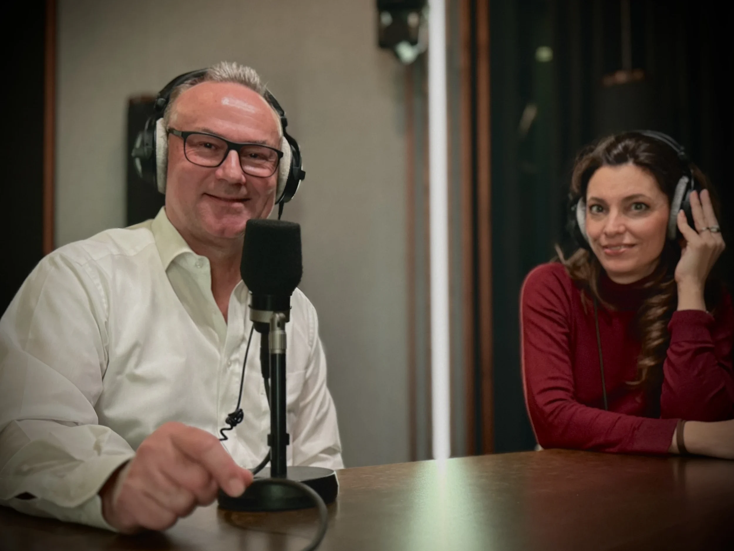 Daniel Dietrich durfte im Podcast mit Rachel Spirig über seinen Werdegang «Vom Bänker zur Arbeit mit Leuten mit Unterstützungsbedarf» sprechen.