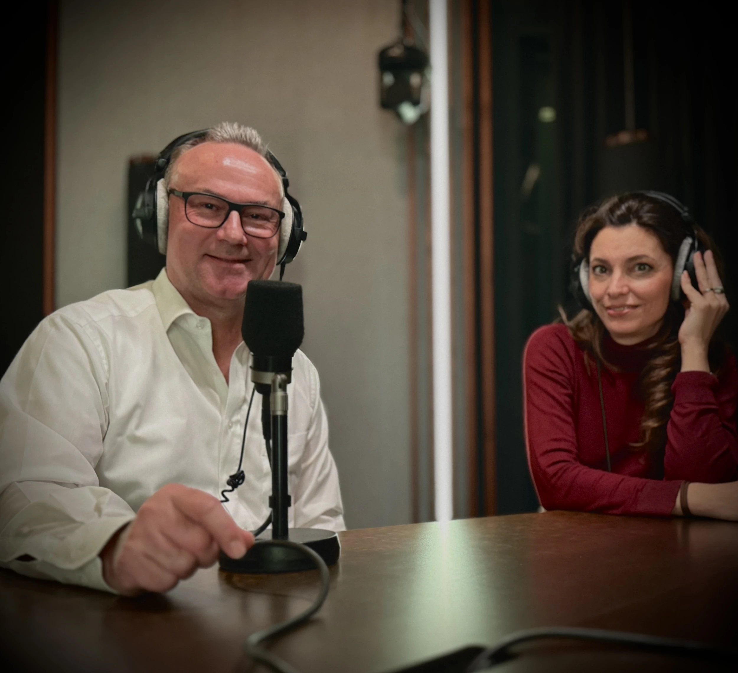 Daniel Dietrich durfte im Podcast mit Rachel Spirig über seinen Werdegang «Vom Bänker zur Arbeit mit Leuten mit Unterstützungsbedarf» sprechen.